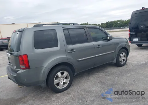 2009 Honda Pilot Touring из США, поврежденный, VIN 5FNYF488X9B016742